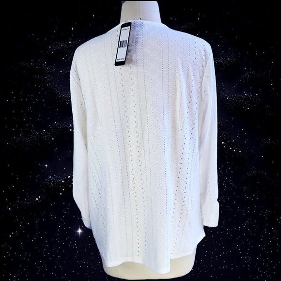 Soho white eyelet style butterfly top NWT - Picture 4 of 6